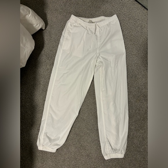 Aritzia Tna Aviator Parachute Jogger - Picture 6 of 7